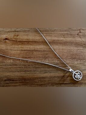 NEW Sterling Silver 925 Chain Fleur De Lis Pendant Necklace Dainty Vintage Style